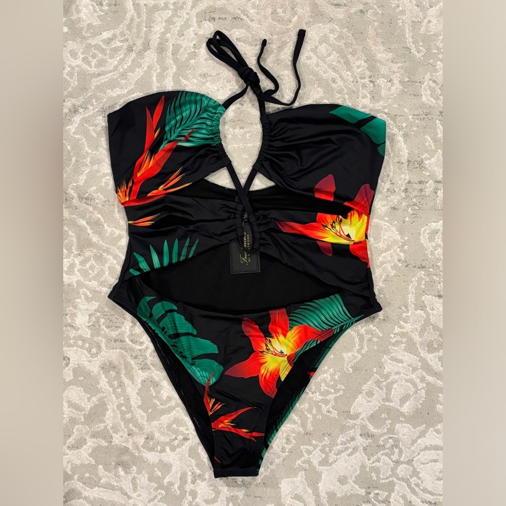 NWT Frederick’s of Hollywood, size 1X/2X